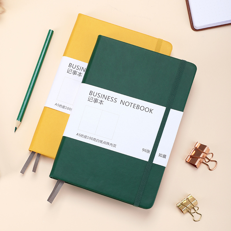 Notebook Dotted A5 - A5 Sert Kapaklı Defter - 192